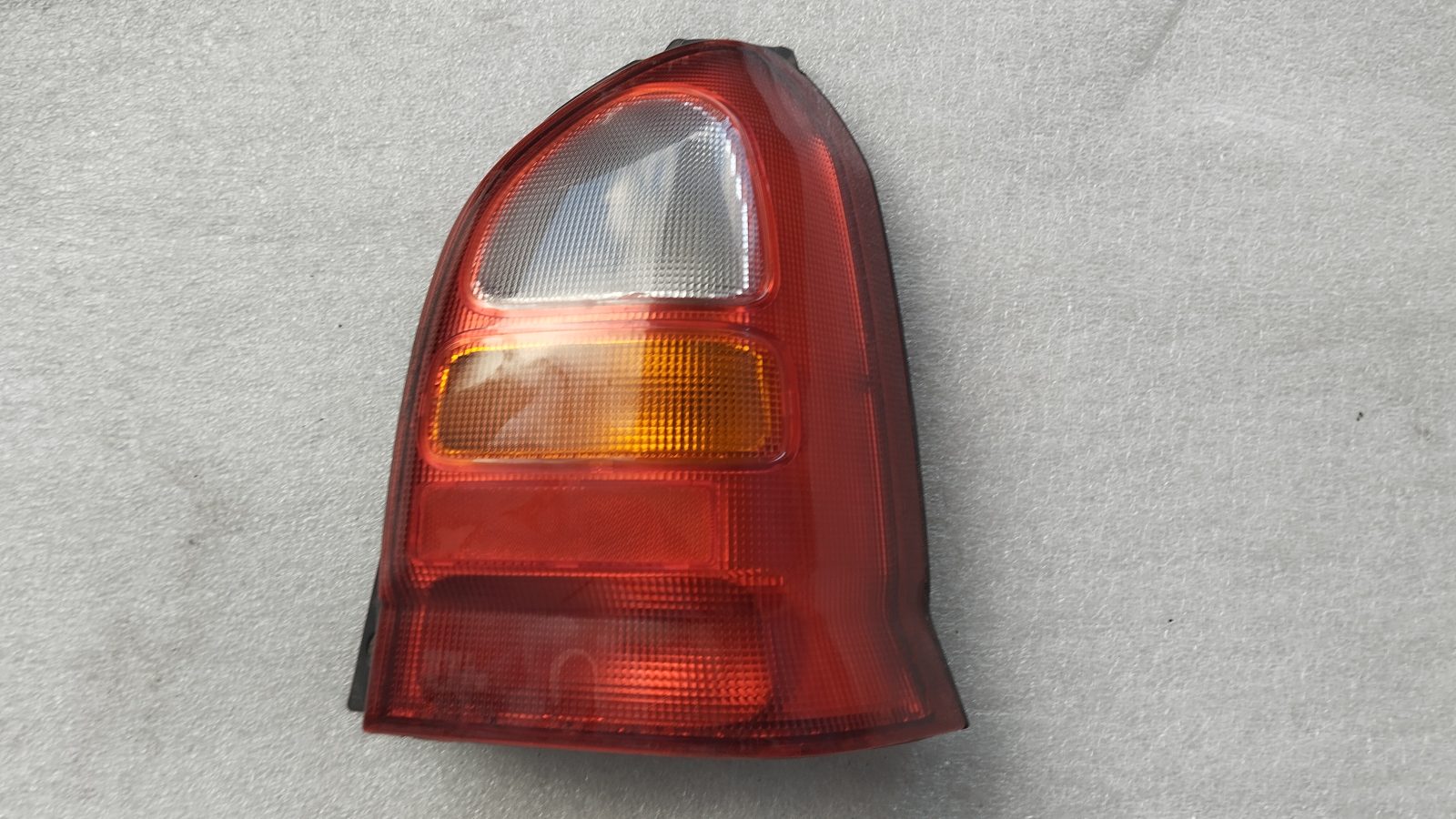 Suzuki Alto RF410 2002–2008 jobb hátsó lámpa – 35650M79G00
