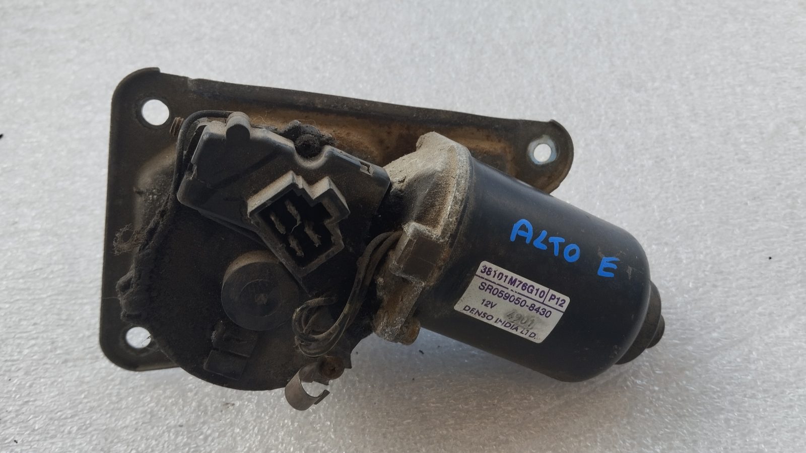 Suzuki Alto első ablaktörlő motor 2002-2008