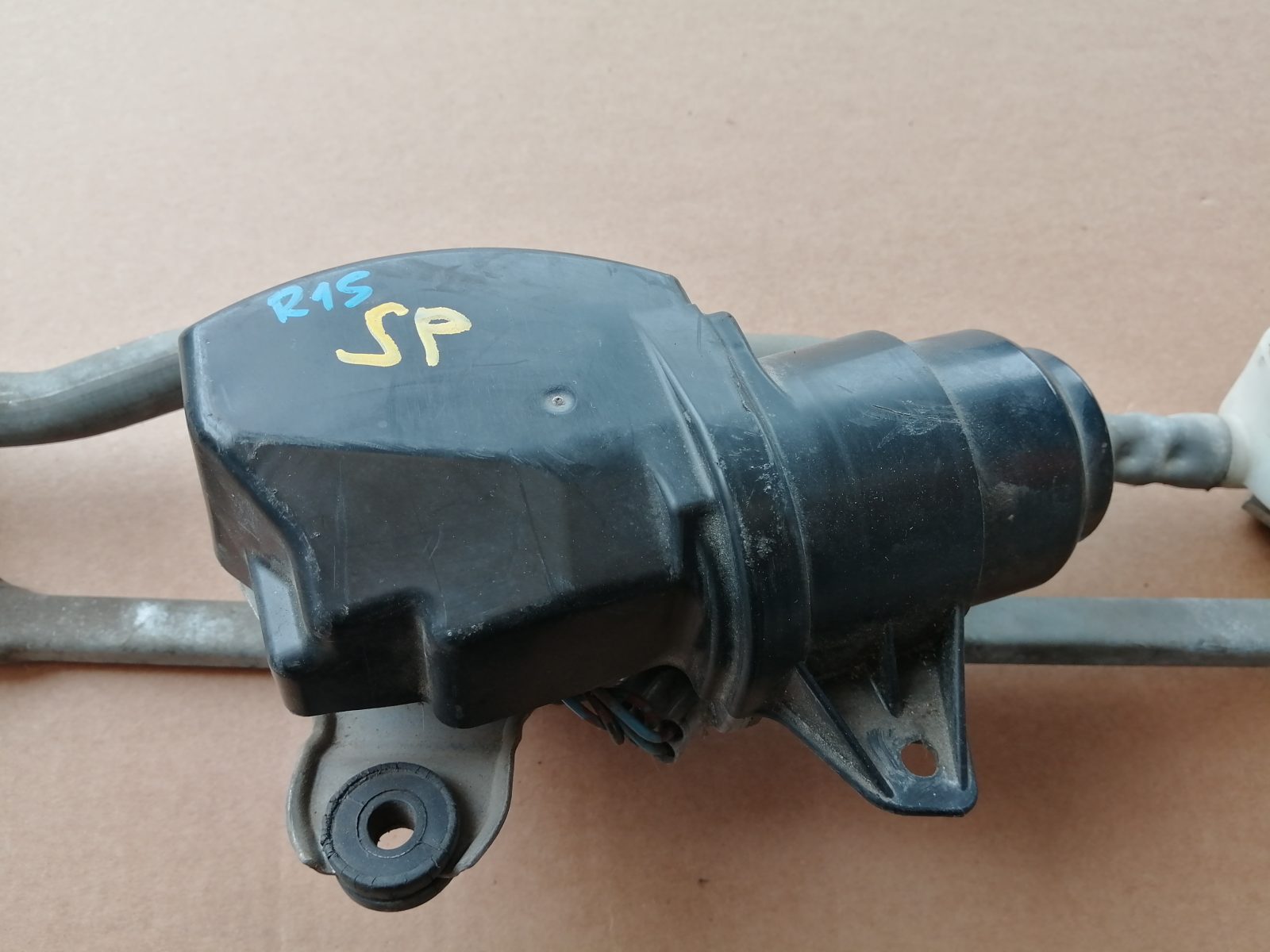 Suzuki Splash első ablaktörlő motor
