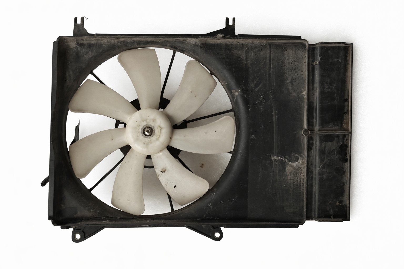 Suzuki Splash hűtőventilátor
