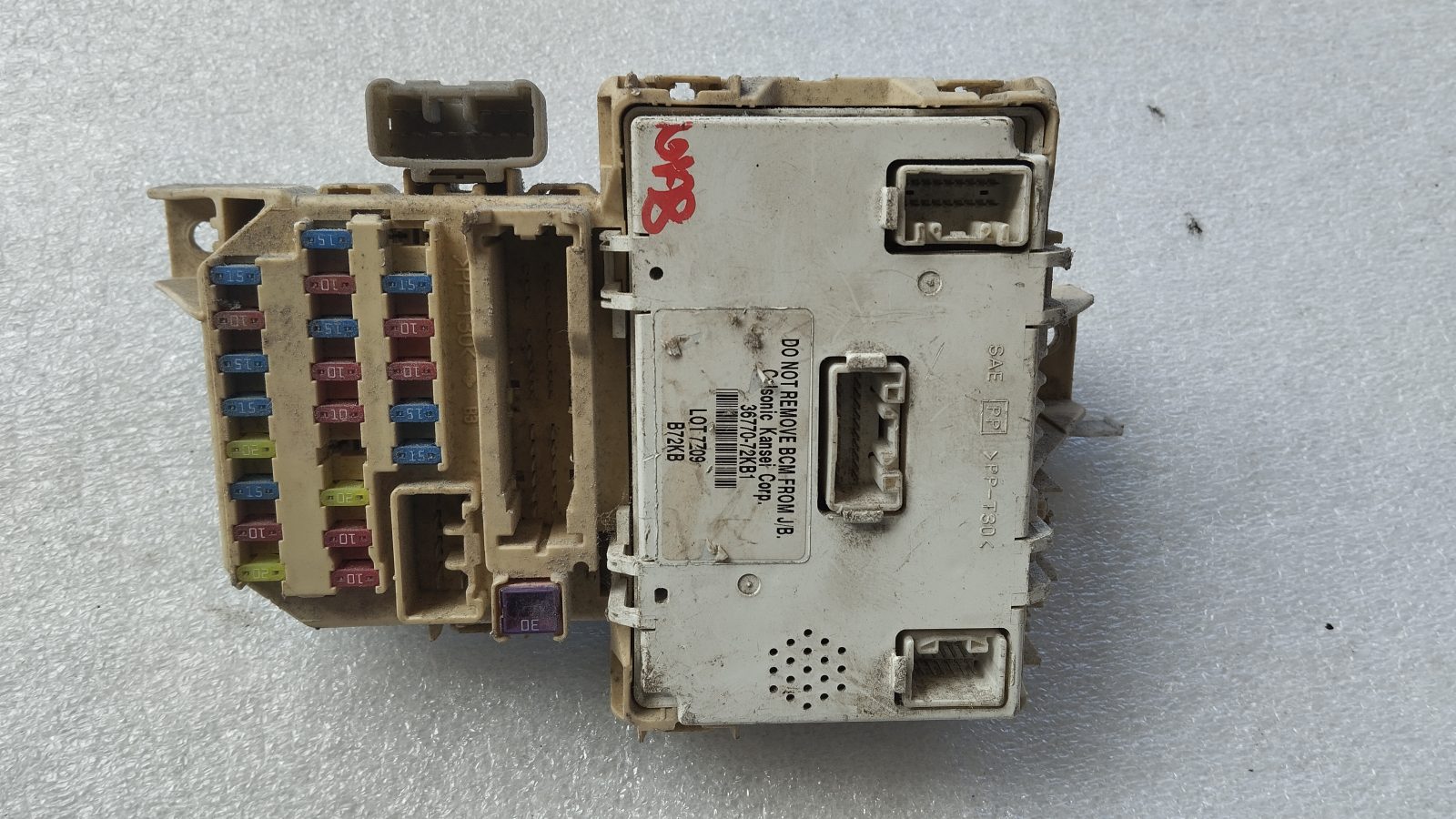 Suzuki Swift 2005-2010 komfort elektronika 36770-72KB1
