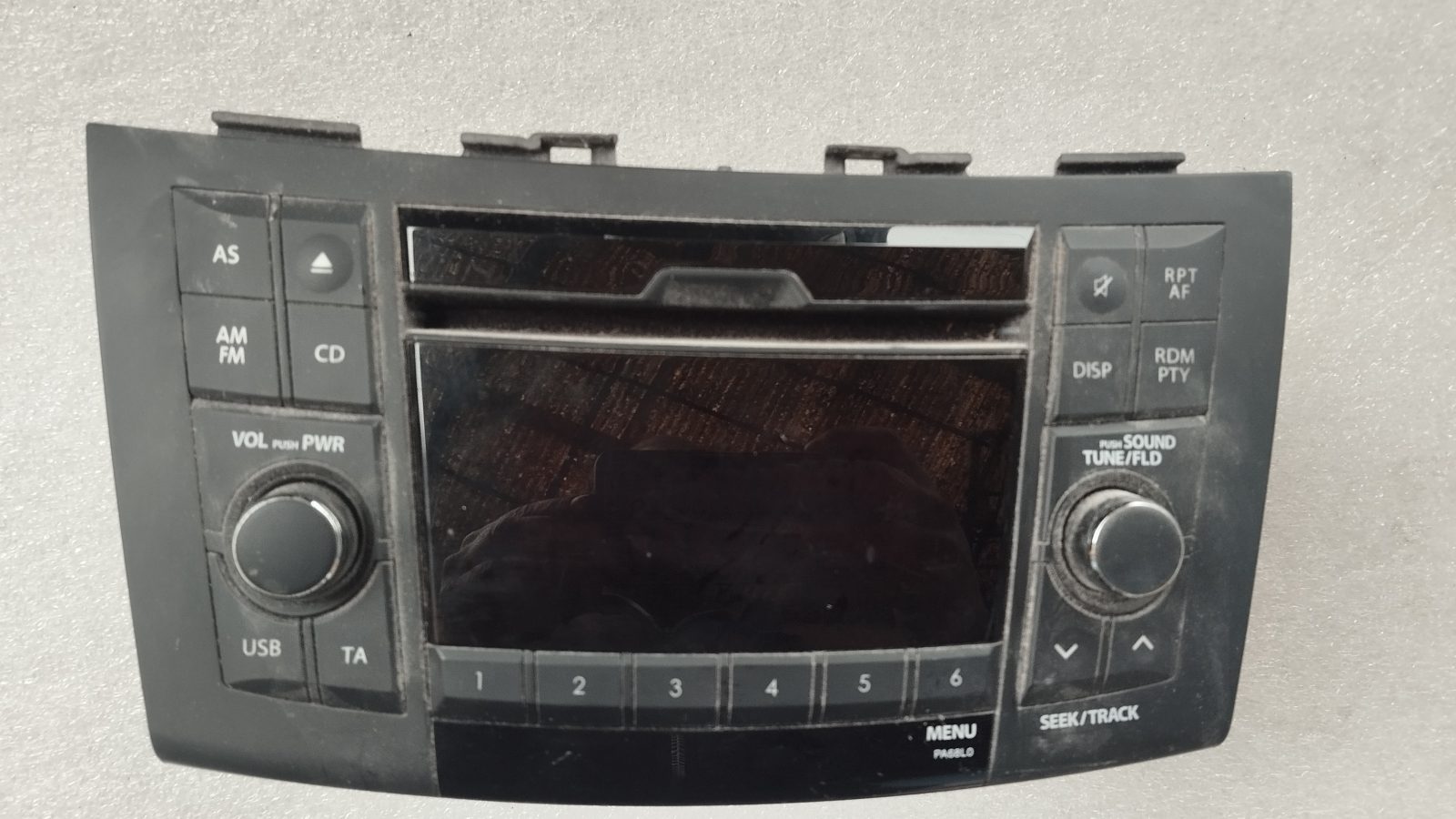 Suzuki Swift 2010-2016 rádió _ cd 39101-68L00