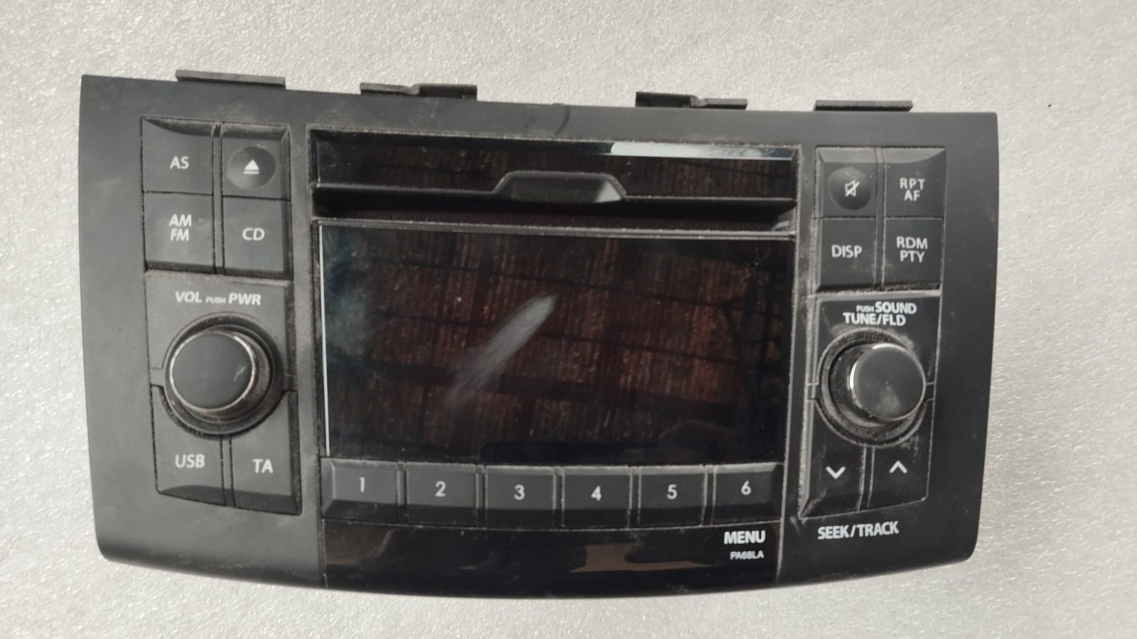 Suzuki Swift 2010-2016 rádió _ cd 39101-68LA1