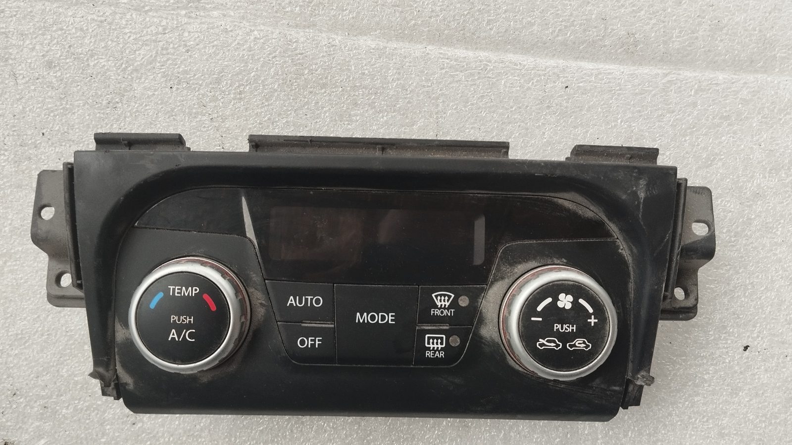 Suzuki SX4 klíma kapcsoló 39510-55L00