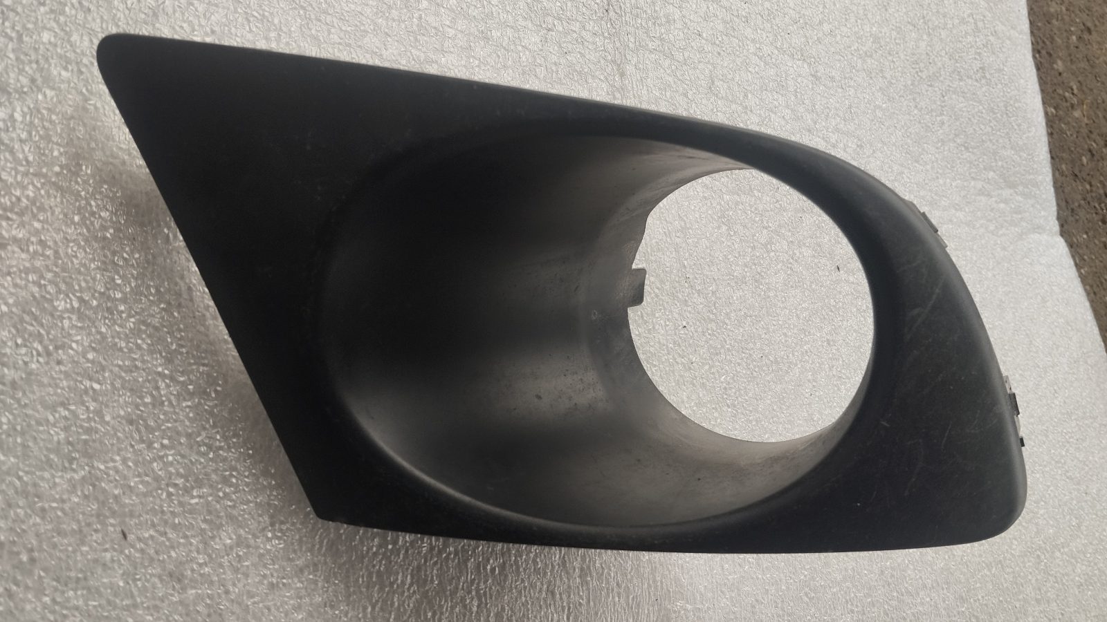 Suzuki SX4 Sedan jobb oldali ködlámpa keret 71751-75K00