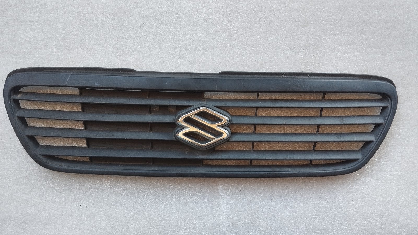 Suzuki Wagon R hűtőrács 71741-83E10