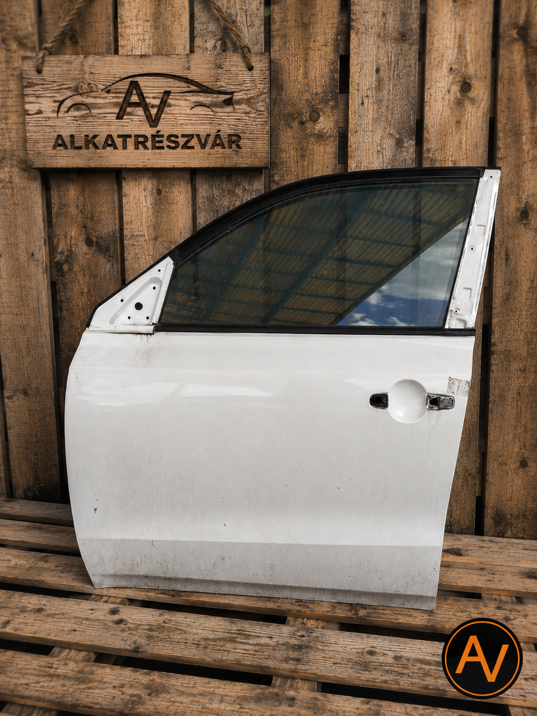 Suzuki Vitara bal első ajtó  2015->