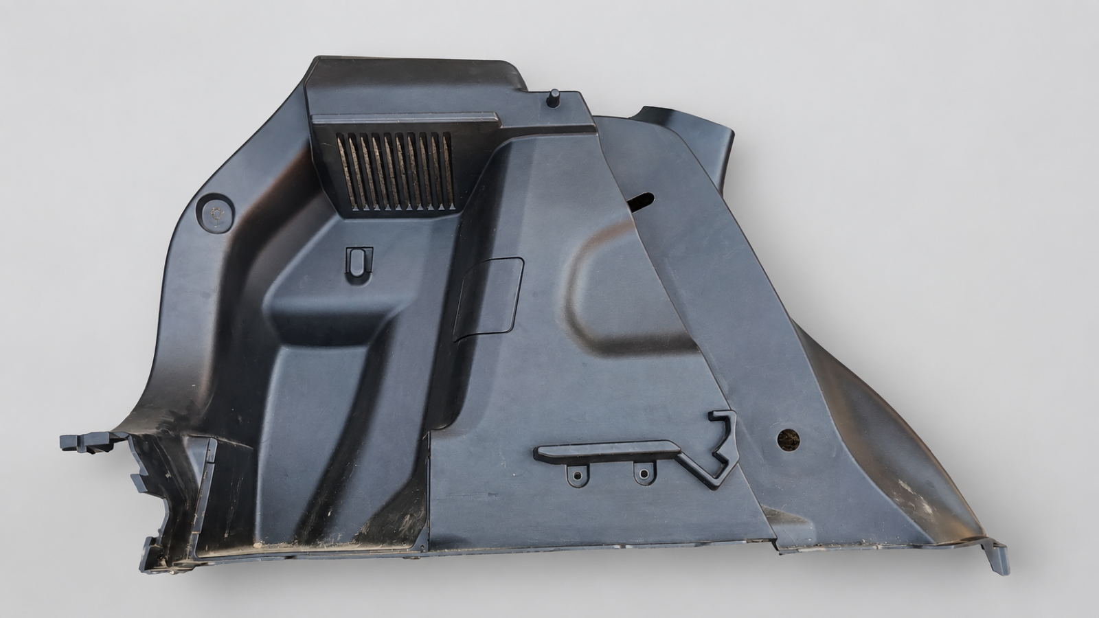 Suzuki Vitara LY bal oldali csomagtér burkolat 76281-54P0L